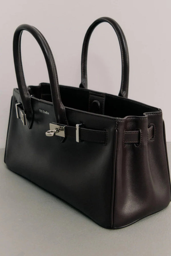 Austenne Bag Dark Rouge by Reh Studios – genuine leather shoulder bag with structured silhouette and adjustable strap for everyday styling.