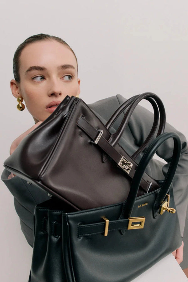 Austenne Bag Dark Rouge by Reh Studios – genuine leather shoulder bag with structured silhouette and adjustable strap for everyday styling.