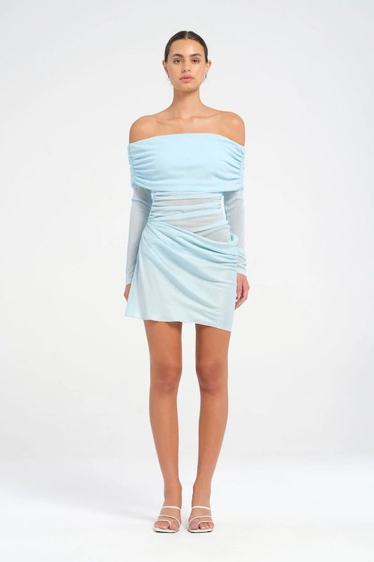 Luca Mini Dress Ice by Benni – A trendy asymmetric mini with side cut-out and ruching, crafted in stretch crepe for confident, sleek evening wear.