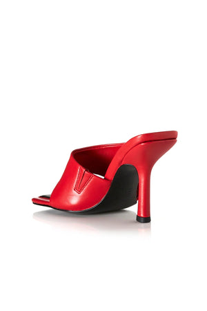 Bijou Scarlet Leather by Alias Mae, squared toe mule with leather toe-post design and 10cm heel, a trendy piece perfect for chic day to night looks.