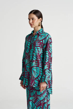 Boss Long Sleeve Jade Butterfly by Summi Summi – printed long sleeve shirt in signature butterfly print with relaxed fit.