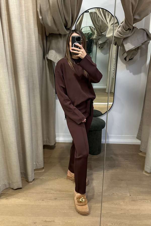 Lyndon Knit Pant Chocolate by Camilla and Marc, slim-leg knit pants with ribbed waistband and drawcords, pin stitch detail, perfect for polished casual looks.