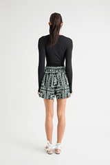 Chico Short Print by Pfeiffer, relaxed shorts with elastic waist and soft fabric. Perfect for casual days or laid back styling.