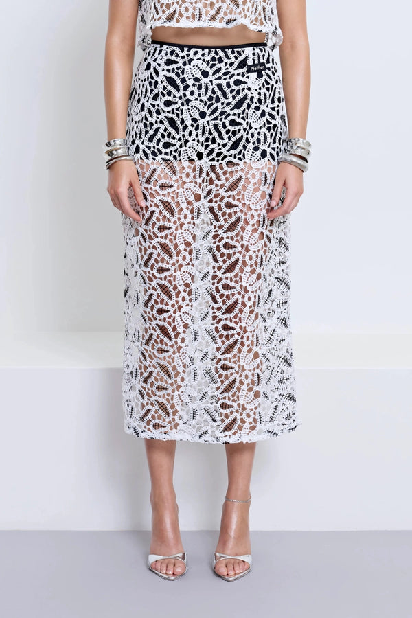 Chloe Skirt With Underlayer Powder by Pfeiffer – high waisted monochrome crochet midi skirt with underlayer and invisible side zip.
