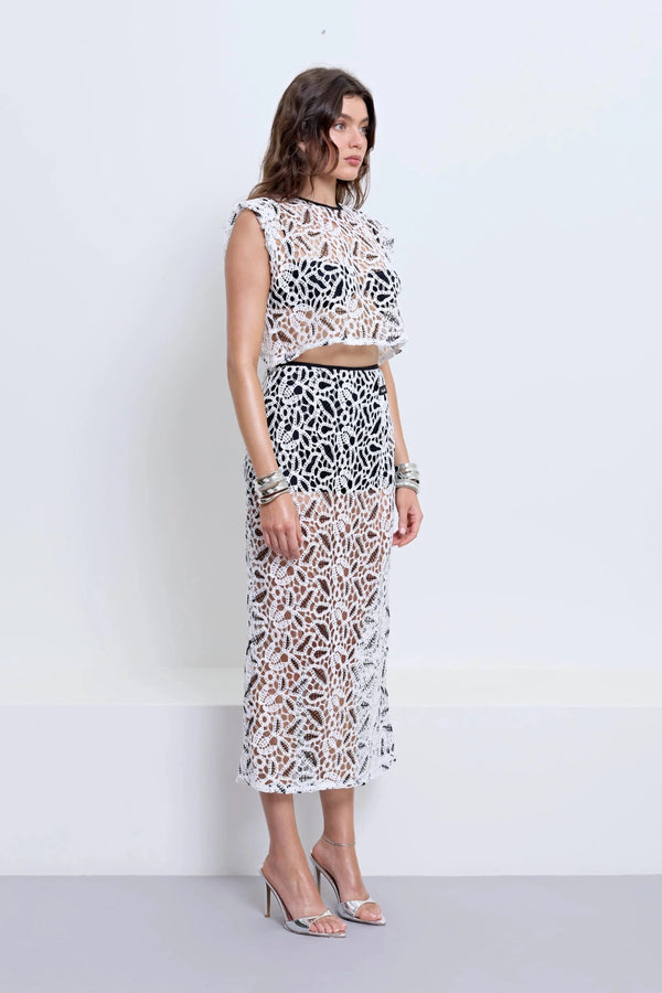 Chloe Skirt With Underlayer Powder by Pfeiffer – high waisted monochrome crochet midi skirt with underlayer and invisible side zip.