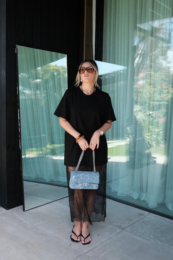 Lia Tee Black by Sneaky Link – Oversized 100% cotton boxy tee with short sleeves, perfect for layering or casual styling with denim.