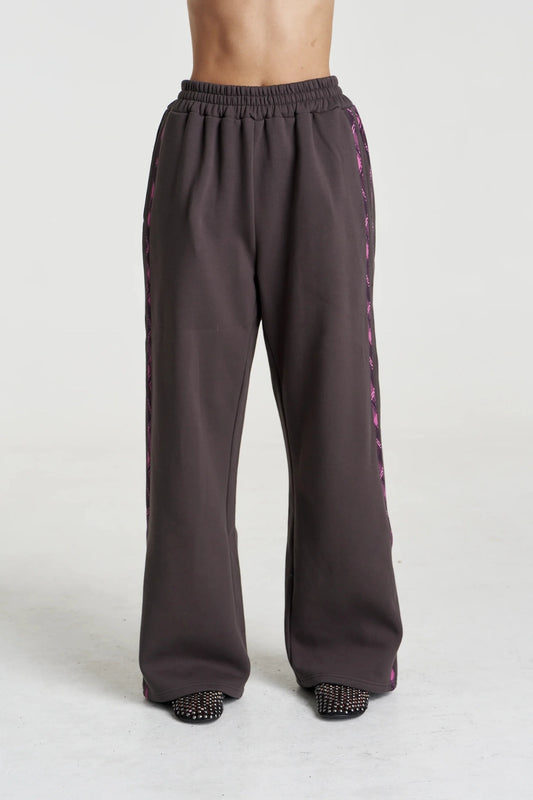 Eden Trackpant Shadow by Summi Summi – relaxed brushed fleece trackpants for elevated everyday comfort.