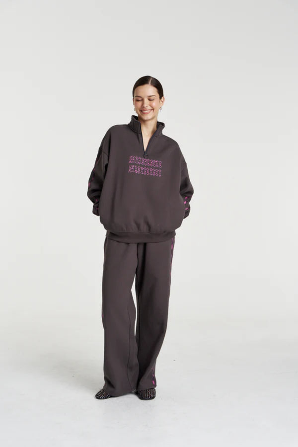Eden Trackpant Shadow by Summi Summi – relaxed brushed fleece trackpants for elevated everyday comfort.