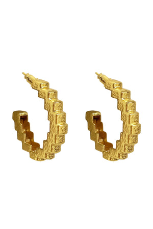 Gabrielle Earrings Gold by Mountain and Moon – sculptural ridged gold hoop earrings with polished finish.