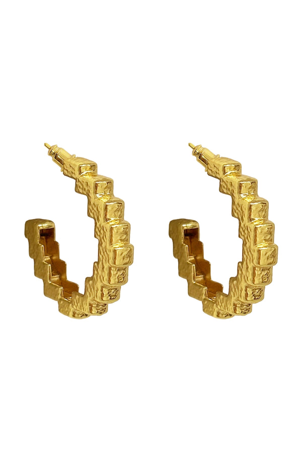 Gabrielle Earrings Gold by Mountain and Moon – sculptural ridged gold hoop earrings with polished finish.