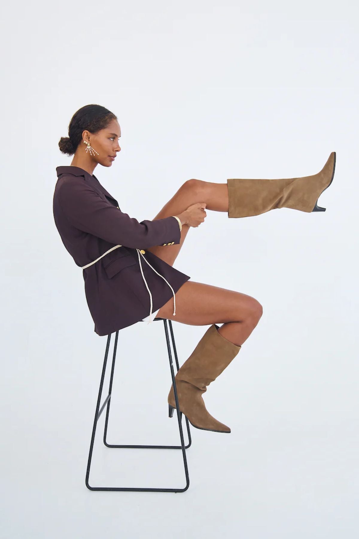 Gabrielle Earrings by Avant Studio, five cascading pearl strands on gold mariner studs. Elegant for events, bridal, or evening wear.