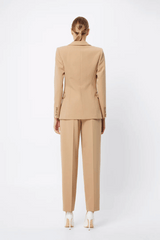 Gilded Blazer Camel by Mossman, structured blazer with notch lapels and tailored fit. Perfect for workwear or polished outfits.