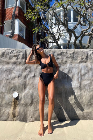 Hunza G | Nadine Bikini Black | Girls With Gems