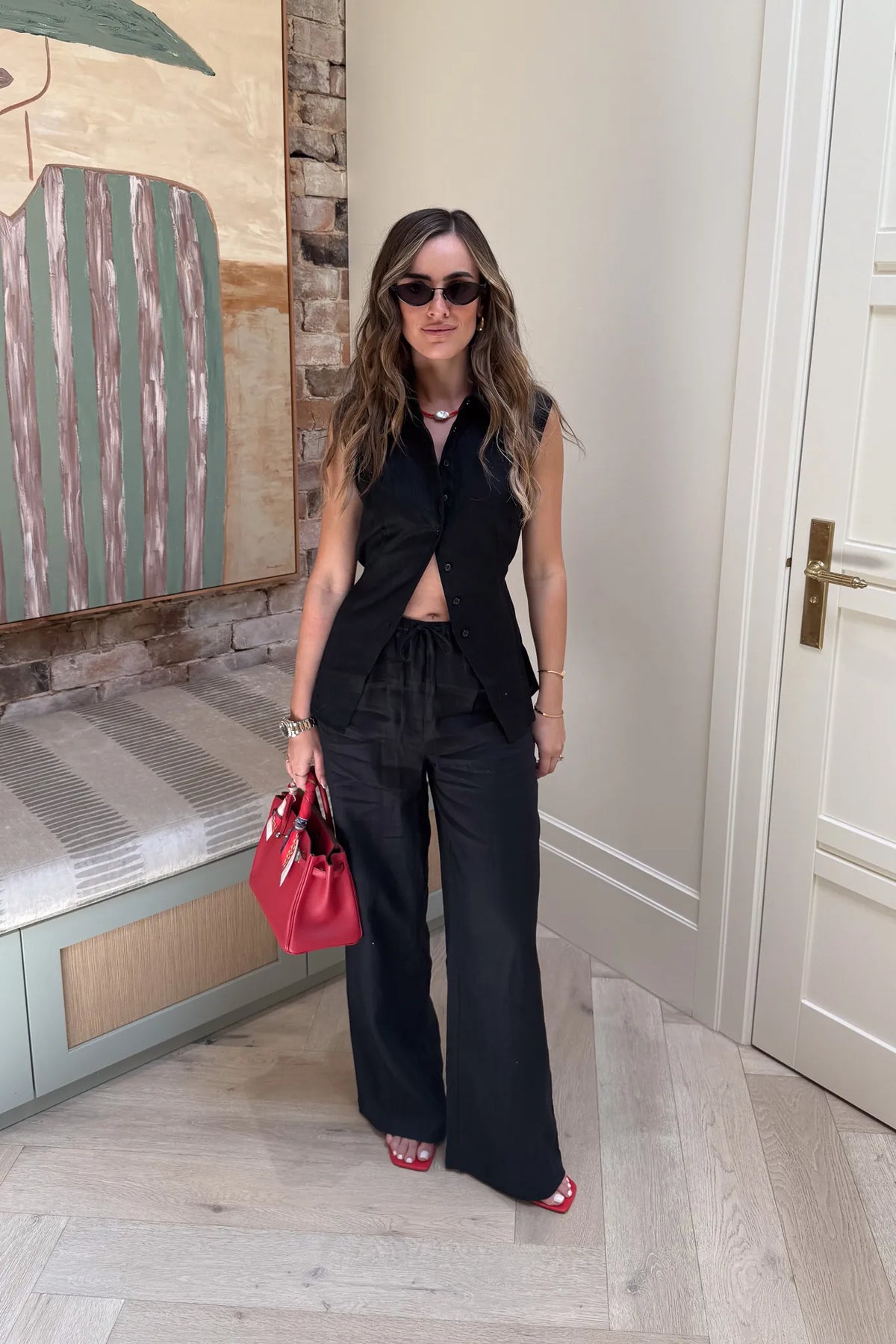 Kylie Sleeveless Shirt Black