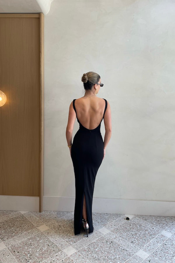 Verona Gown Black by Effie Kats – Fitted stretch-crepe gown with high neckline and minimalist ‘90s-inspired silhouette.