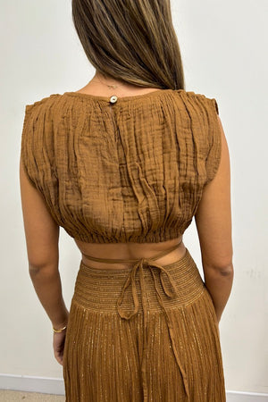 Alina Top Coco by D'Artemide, soft cotton with a curved neckline and drawstring waist, perfect for trendy everyday wear and viral casual styles.