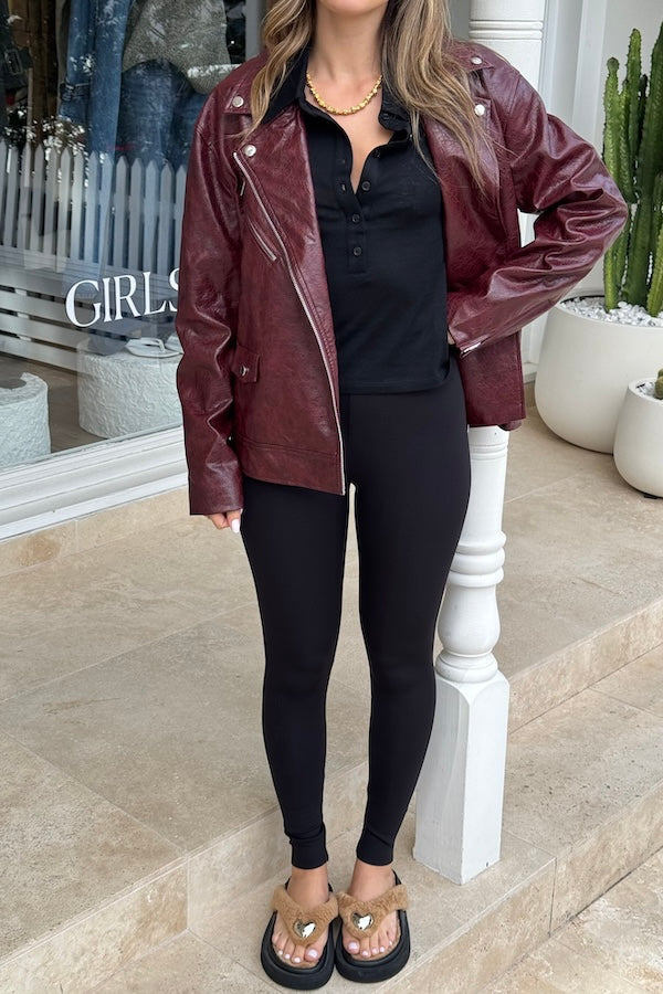 Neoprene Legging by Commando, form-fitting high-rise neoprene leggings with smoothing waistband and light compression, perfect for sleek, supportive everyday wear.