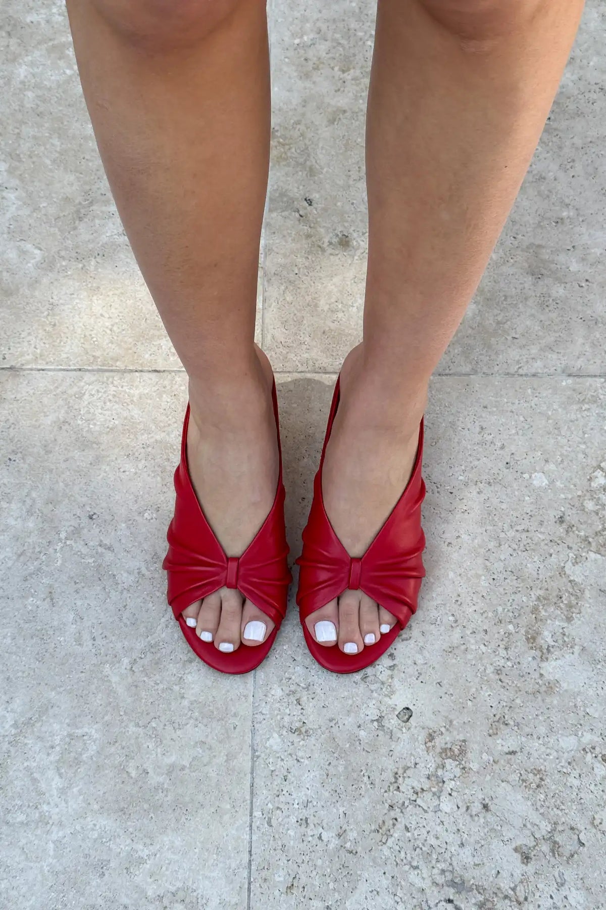 Adarli Scarlet Leather