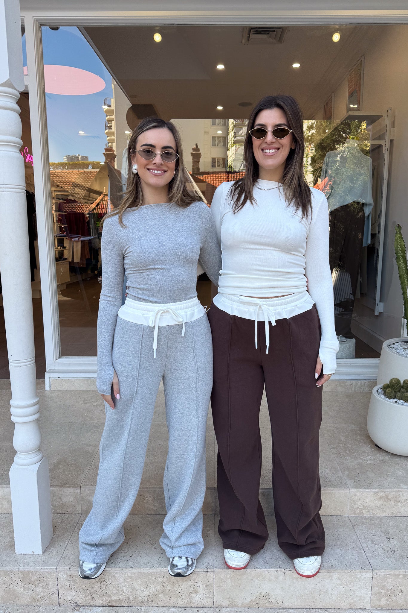 Terry Sweat Pant Chocolate Brown by Sneaky Link, wide-leg cotton sweatpant with contrast waistband and seams for laid-back streetwear style