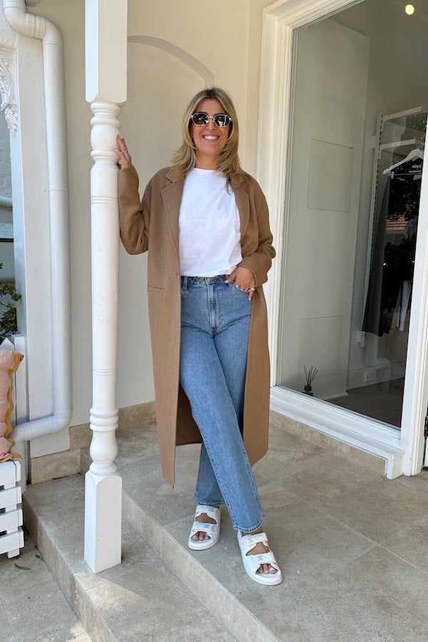 Nico Straight Ophelia by Neuw Denim, a super high-rise relaxed straight-leg jean in vintage indigo with comfort stretch, perfect for stylish everyday wear.