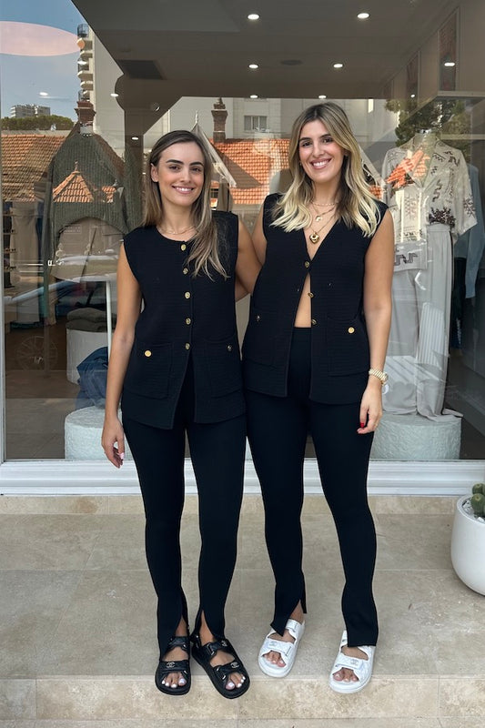 Onte | Helena Gilet Black | Girls With Gems