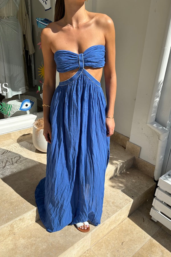 Chloe Dress Royal Blue by D’Artemide – A timeless one-size cotton silhouette with ruched strapless bodice and low back, perfect for sunset soirées.