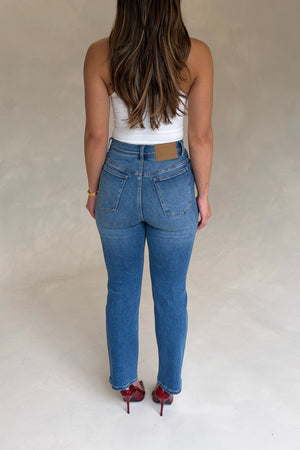 Kennedy Jean Indigo by Sneaky Link – high waisted cropped jeans with stretch denim. Perfect for everyday styling.