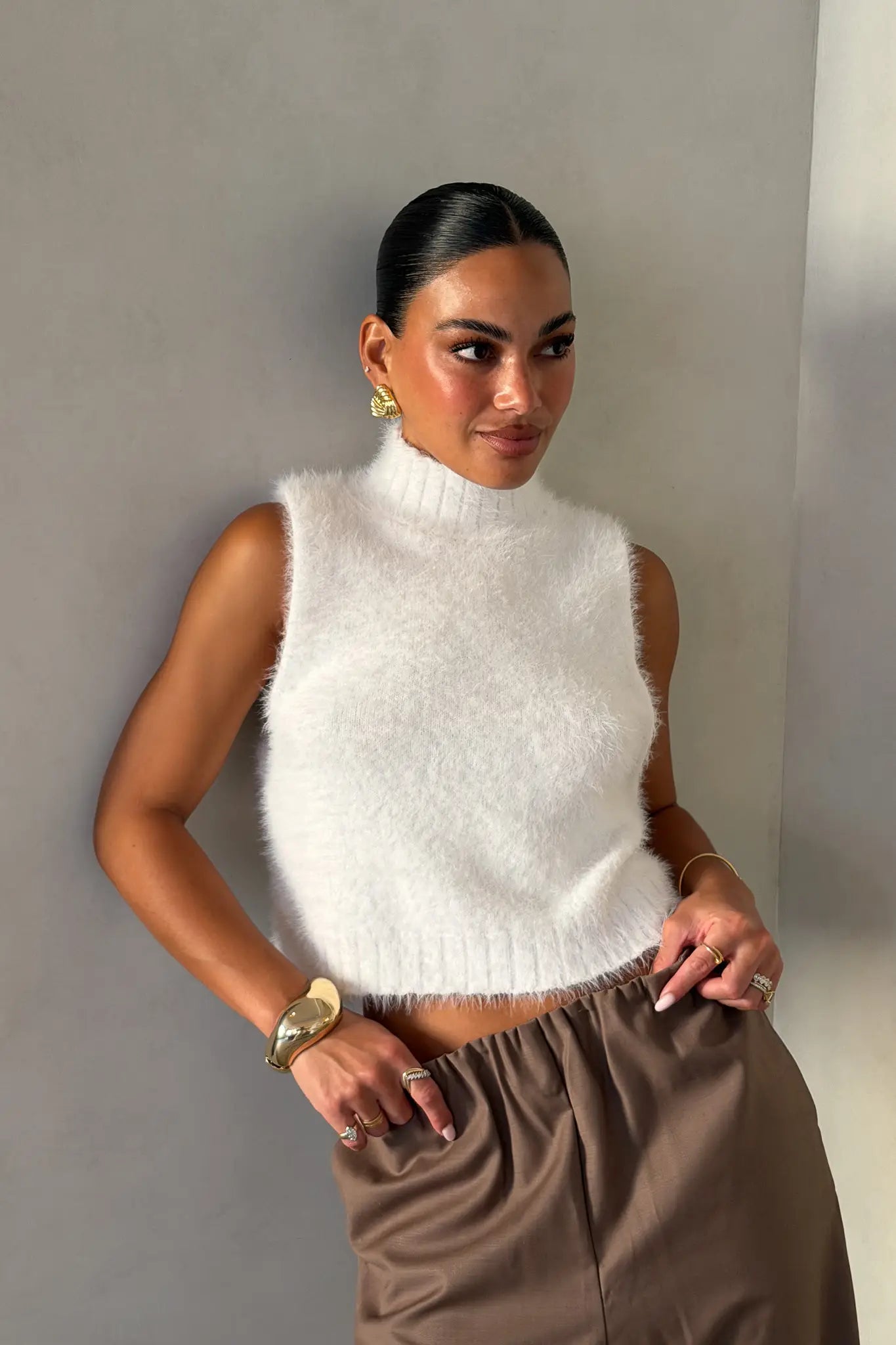 Kiki Turtleneck Knit Vest White — Knitwear | Girls with Gems