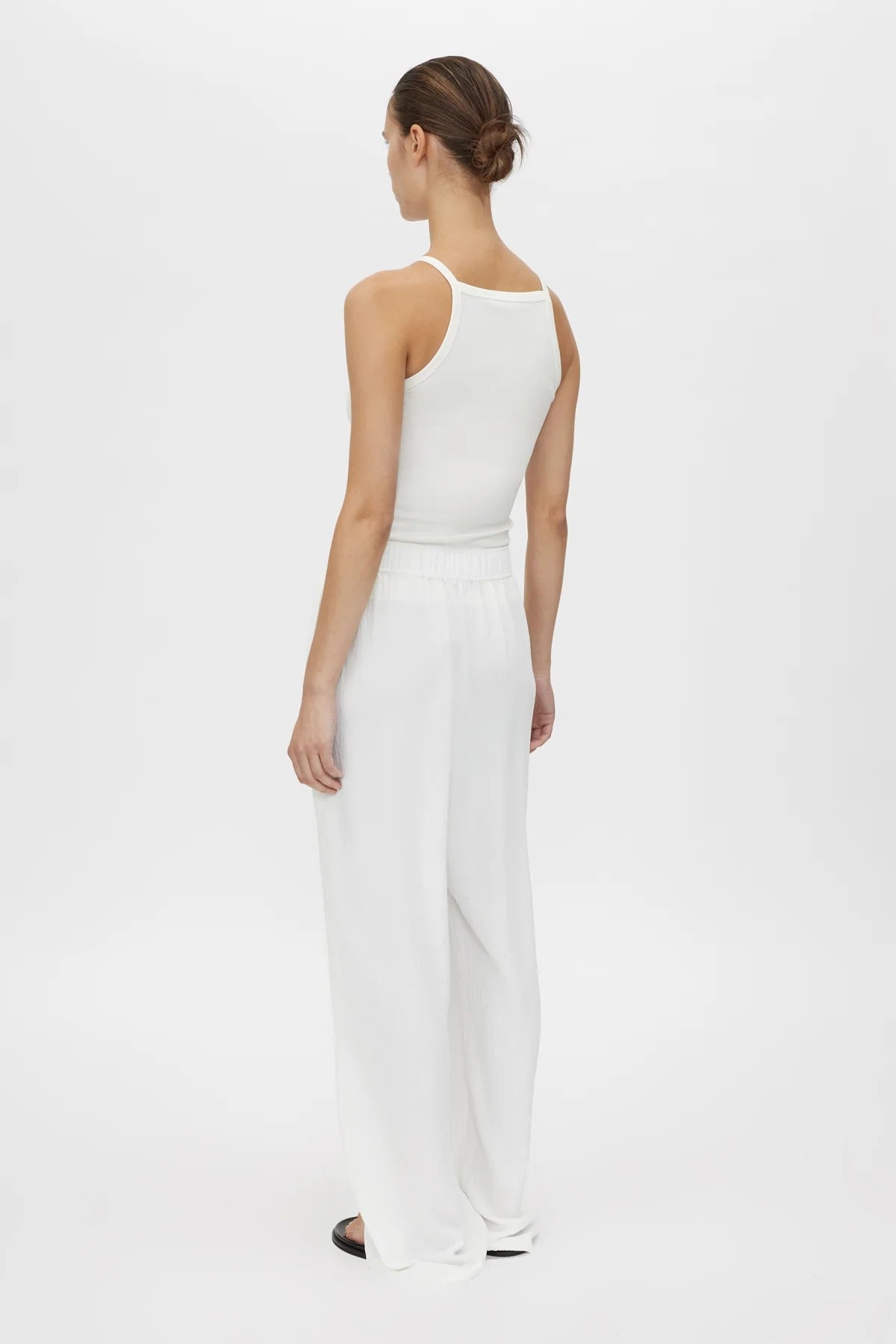 Kusama Pant by Camilla and Marc – soft white textured mid-rise pants with relaxed shaping and clean seams, perfect for polished everyday wear.