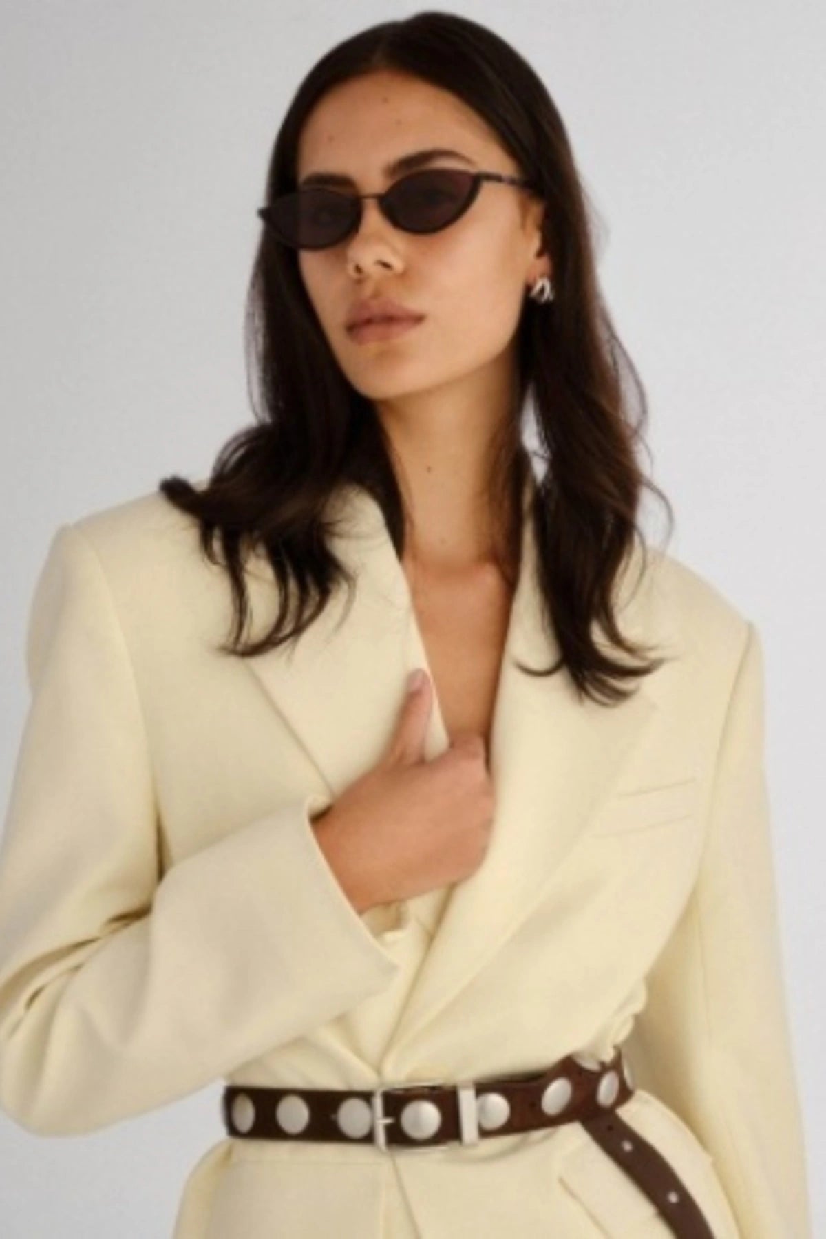 Lia Black by Luv Lou, cat-eye sunglasses with black frame and smoke lenses, a trendy piece perfect for timeless everyday wear or chic summer styling.
