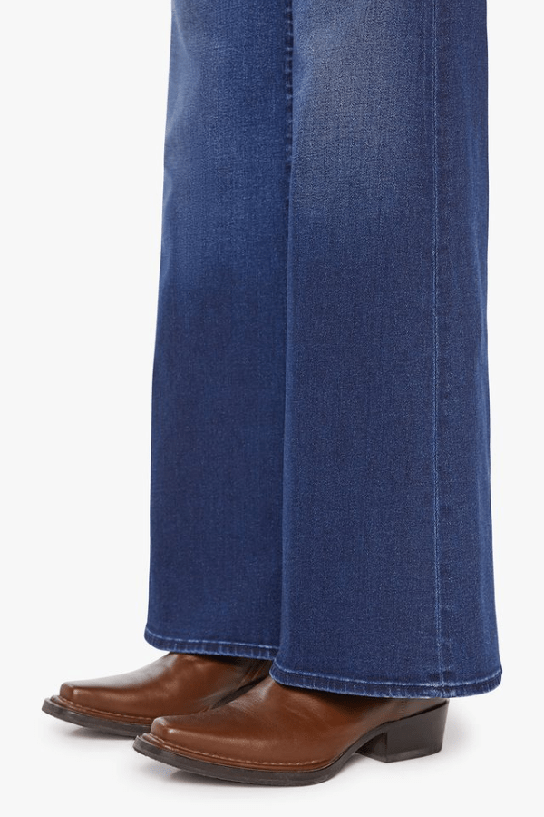 The Hustler Roller Sneak Homecoming High by MOTHER, high-rise wide-leg jeans in dark stretch denim with clean hem. Perfect for vintage-inspired looks.