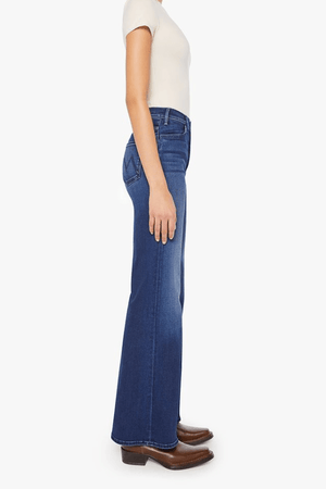 The Hustler Roller Sneak Homecoming High by MOTHER, high-rise wide-leg jeans in dark stretch denim with clean hem. Perfect for vintage-inspired looks.