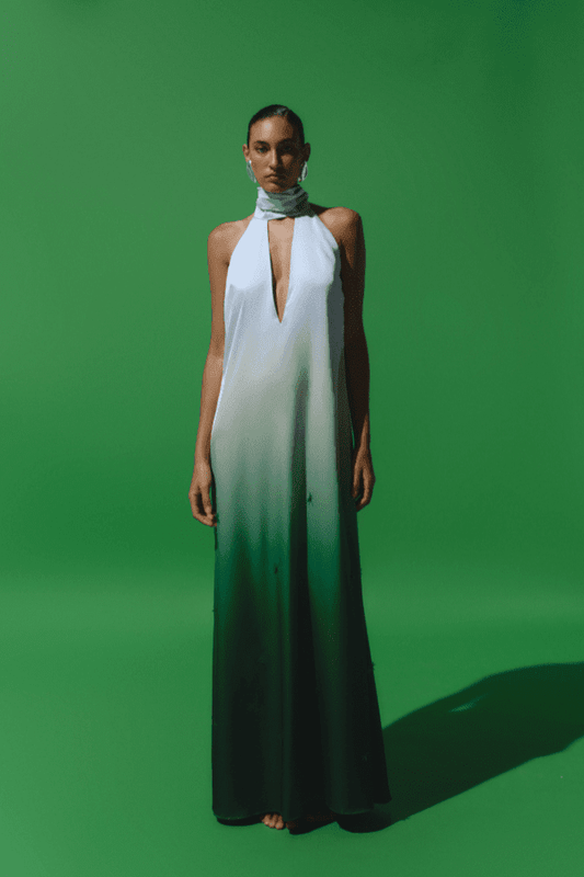 Magia Salvaje Dress Algae by Baobab – Trendy halter maxi with open back, front cutout, and delicate glass bead embellishments, perfect for elegant, breezy summer events.