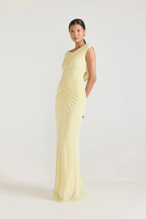 Marjori Dress Lemonade by Tojhà, jersey maxi with diagonal gathers and open back detail, a trendy piece perfect for formal occasions or chic evenings.