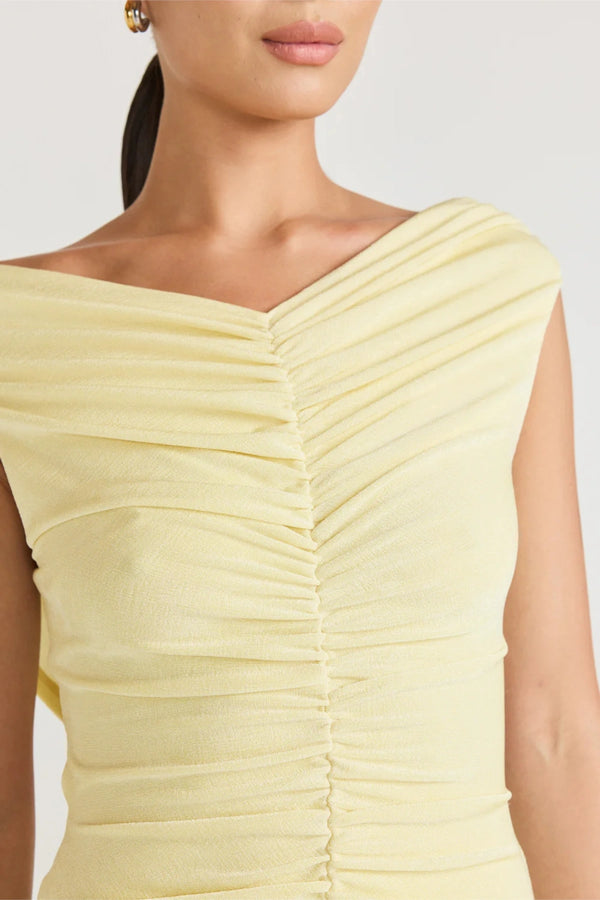Marjori Dress Lemonade by Tojhà, jersey maxi with diagonal gathers and open back detail, a trendy piece perfect for formal occasions or chic evenings.