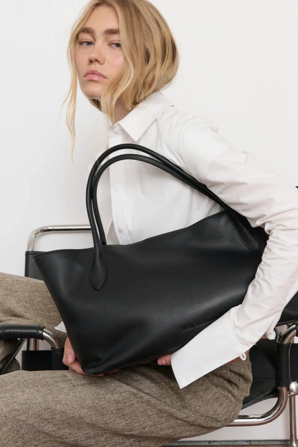 Marlow Tote Black by Reh Studios - genuine leather tote with spacious interior and sleek structure, perfect for work, travel, and daily essentials.