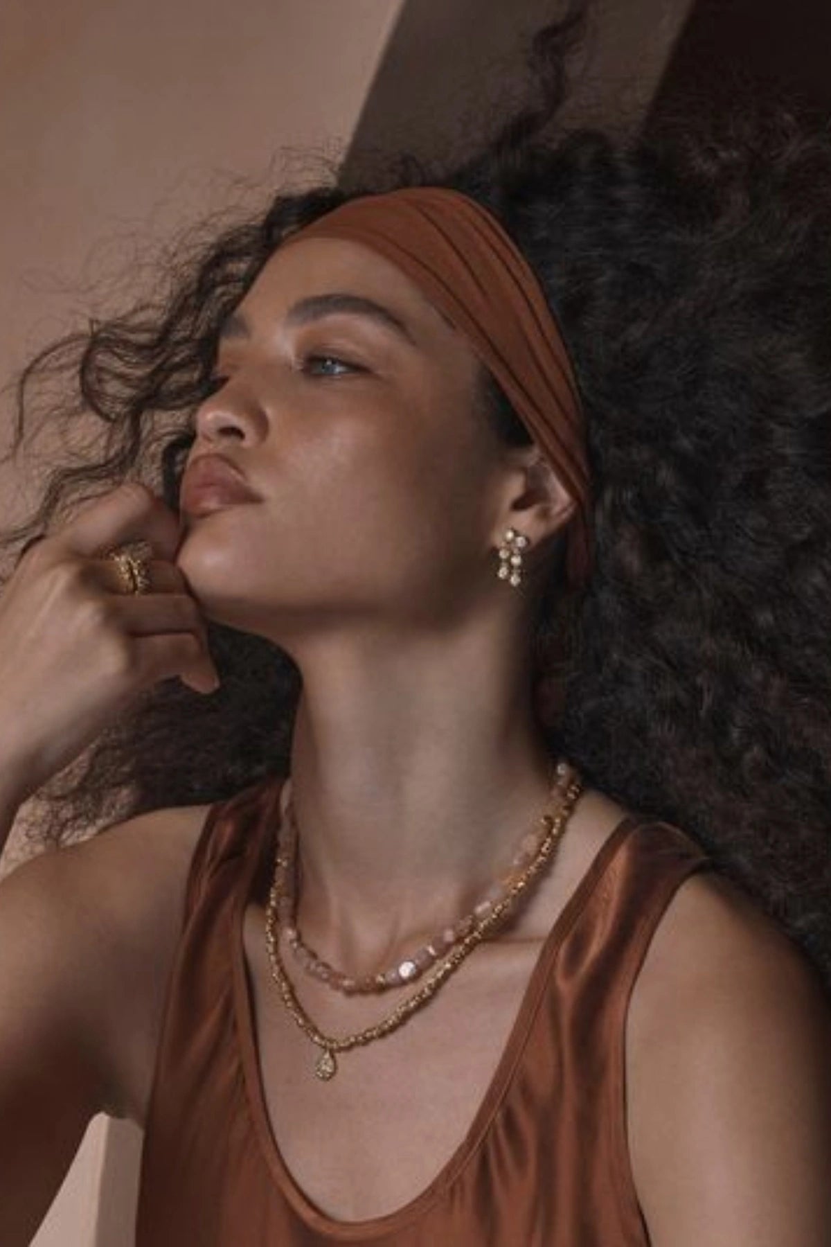 Martigues Necklace Gold by Amber Sceats, gold-plated necklace with teardrop cubic zirconia and nugget beads, a trendy piece perfect for day to night styling.