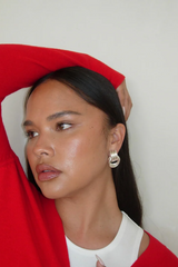 Mini Knot Earrings Silver by Heaven Mayhem – silver knot earrings with sleek design. Perfect for everyday styling.