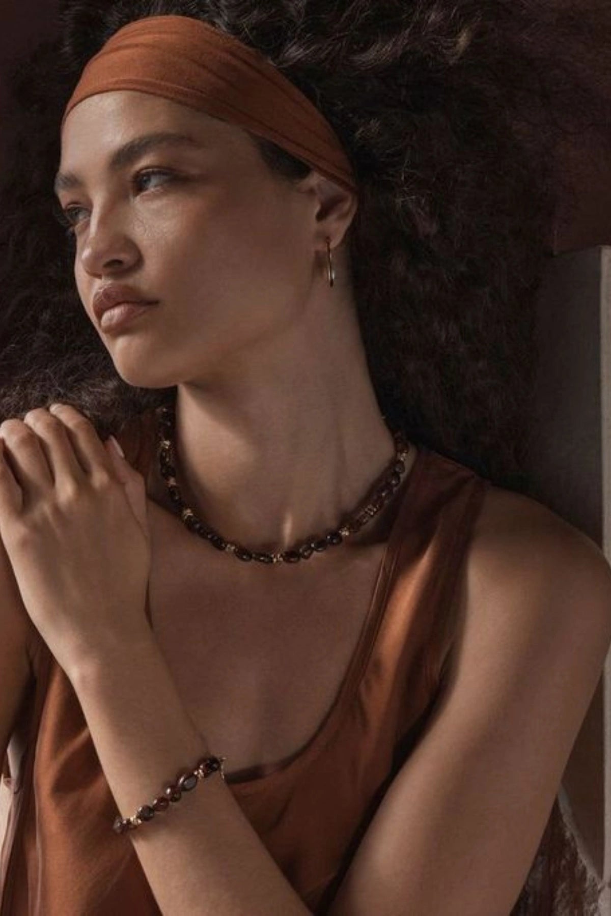 Minori Necklace Gold by Amber Sceats, Indian Agate and gold-plated beads in earthy tones, a unique trendy piece for layering or daily wear.