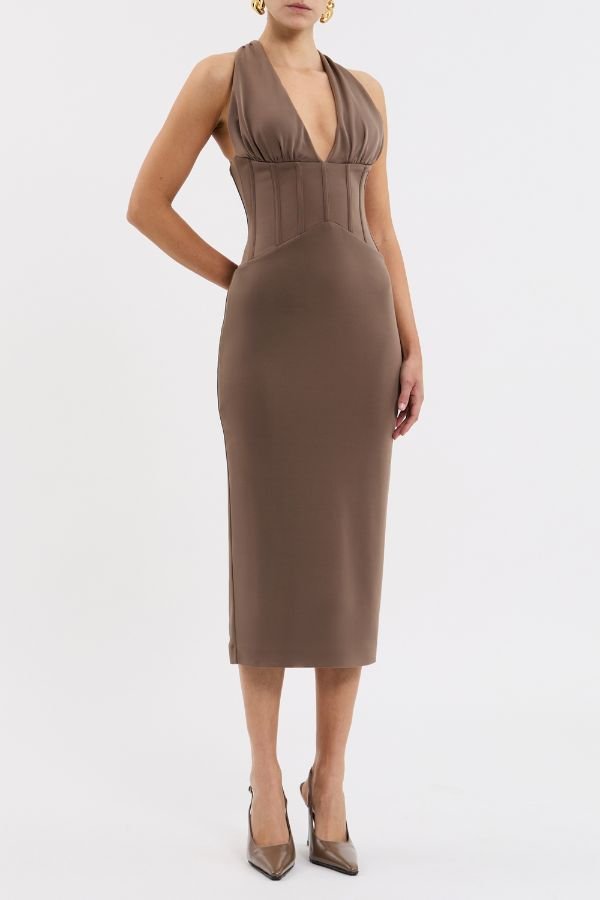 Mischa Midi Dress Mocha by Rebecca Vallance – a fitted midi with plunge neckline and corset detail. Perfect for evening styling.