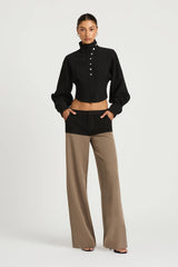 Morgana Shacket Black by Benni - cropped shacket with funnel neck and voluminous sleeves for structured, elevated styling.
