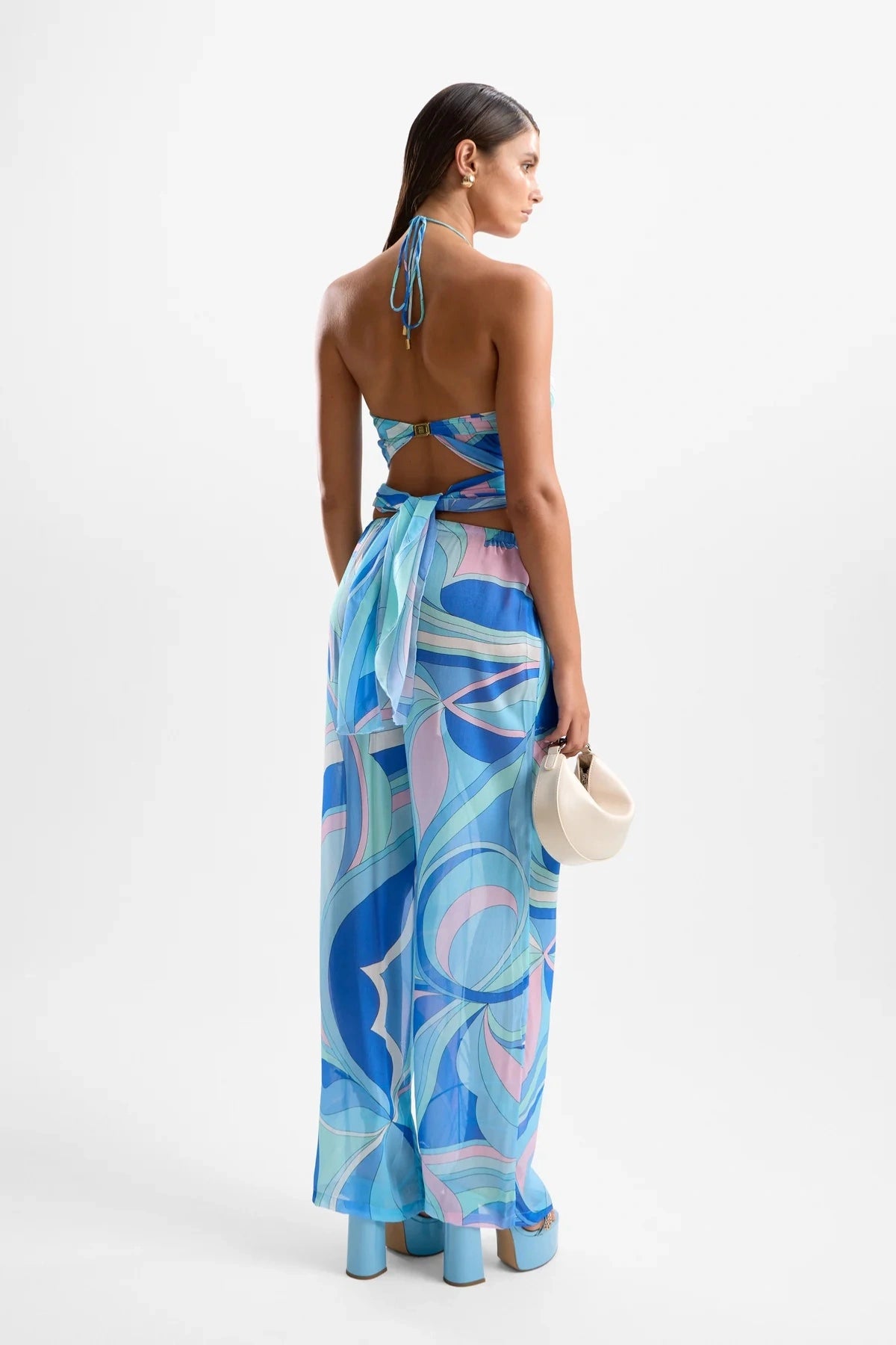 ‘Oasis’ Pants Dolce Blue by Cin Cin – relaxed viscose pants with elasticated waist and beaded drawstrings in a blue swirl print.
