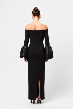 On My Mind Maxi Dress Black by Effie Kats – an off-shoulder maxi with bell sleeves and fitted shape. Perfect for elegant styling.