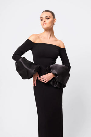On My Mind Maxi Dress Black by Effie Kats – an off-shoulder maxi with bell sleeves and fitted shape. Perfect for elegant styling.