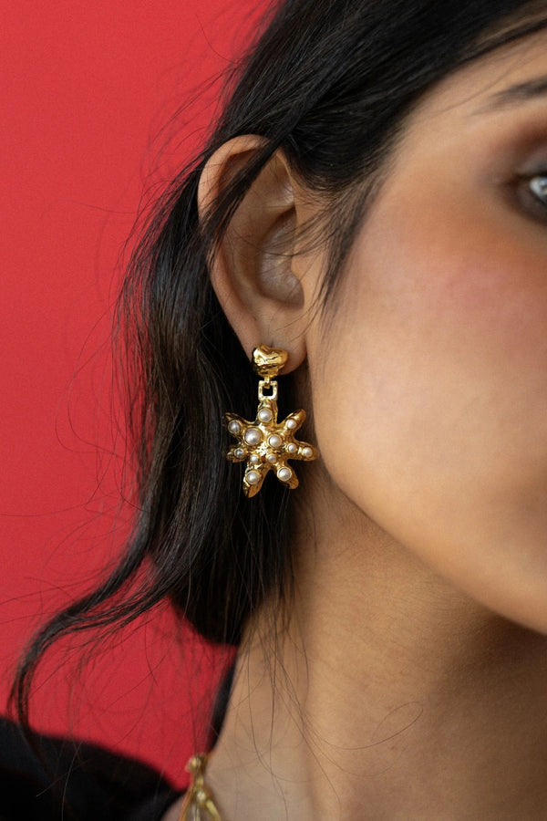 Pari Earrings Gold by Mountain and Moon – gold plated statement earrings with bold design. Perfect for elevated styling.