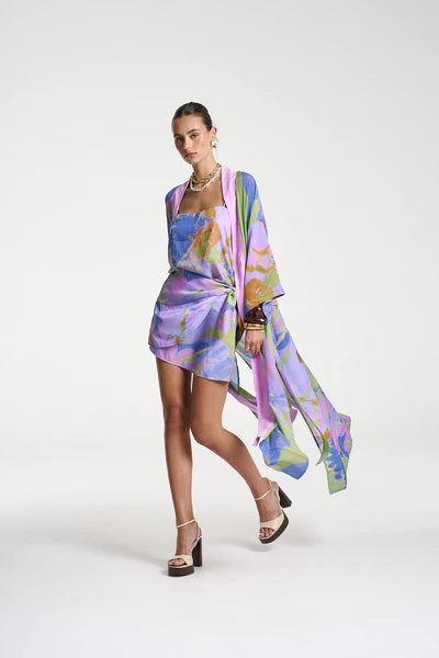 ROBE – BANANAS by Summi Summi, one-size viscose robe with contrast lilac trim and playful banana print. Perfect for holidays or lounging.