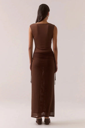 Ryen Dress Brownie by Sovere – dropped waist maxi dress with mesh skirt and square neckline.