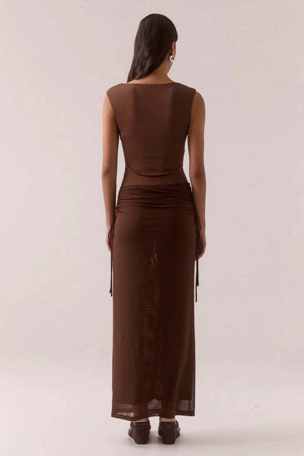 Ryen Dress Brownie by Sovere – dropped waist maxi dress with mesh skirt and square neckline.
