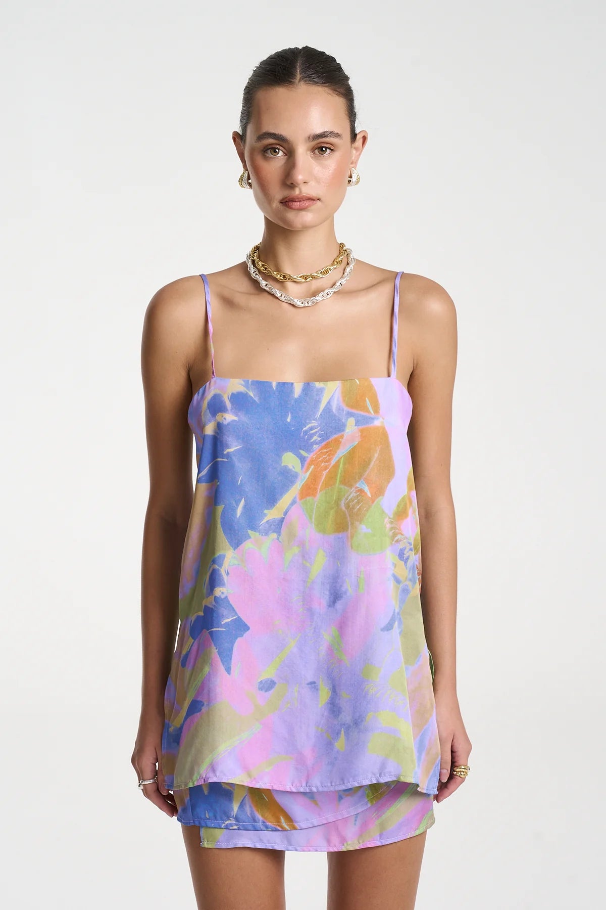 SHIFT TUNIC TOP – BANANAS by Summi Summi, printed cupro-rayon tunic with side slits and adjustable straps. Perfect for resort styling.