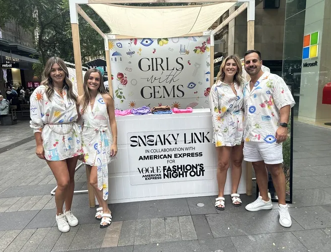 Sneaky Link is Born!